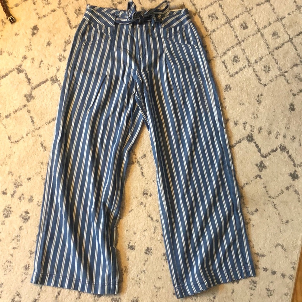 American Eagle High Rise Striped Pants